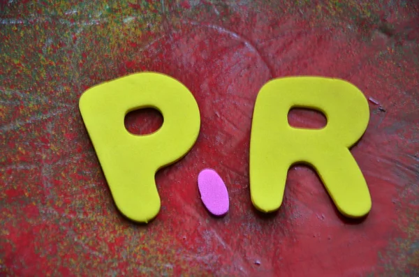 soyut üzerinde kelime pr