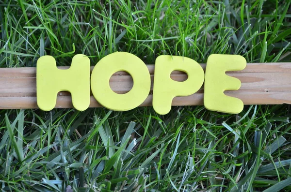 Palabra esperanza en un resumen — Foto de Stock