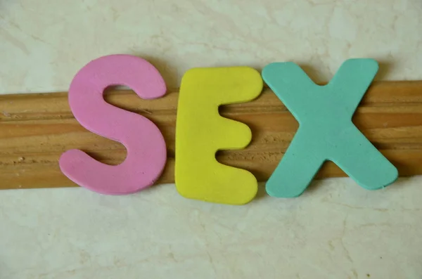 Renkli Bir Arka Plan Üzerinde Kelime Seks — Stok fotoğraf