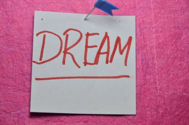 renkli bir arka plan üzerinde kelime rüya