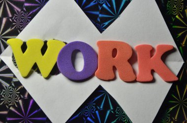 renkli bir arka plan üzerinde iş sözcük