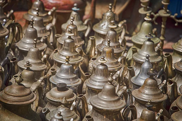 Essaouria Marokko September 2017 Sammlung Von Verwitterten Metall Teekannen Zum — Stockfoto