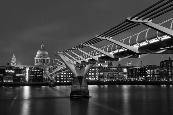 London Jan 2020 Paul Cathedral Length Millennium Bridge Black White — Stock fotografie