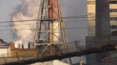 çalışma çimento fabrikası. 2 çekim Rusya İnşaat malzemeleri Rus inşaat sektörüne nitelikli çimento, ezilmiş kireçtaşı ve mineral toz farklı bir odak ile ağır bir tedarikçisi konumundadır.