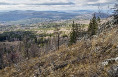 Güney Urallar. Sonbahar dağları.