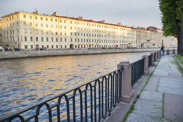 サンクトペテルブルク 都市の運河と川 — ストック写真