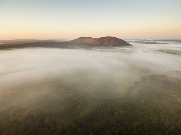 Zbytek Útesu Starobylého Moře Osamělá Hora Kushtau — Stock fotografie