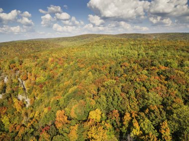 Güney Urallar. Sonbahar dağları.