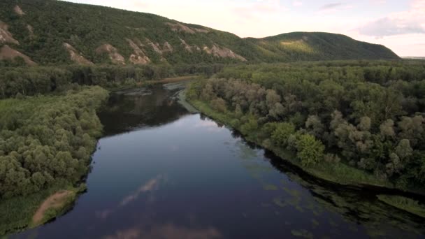 Остатки Рифа Древнего Моря Состоящего Известняка Шихан Куштау Летний День — стоковое видео