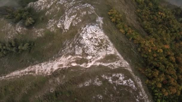 Pozostałości Rafy Starożytnego Morza Złożonego Wapienia Shikhan Yuraktau Indyjskie Lato — Wideo stockowe