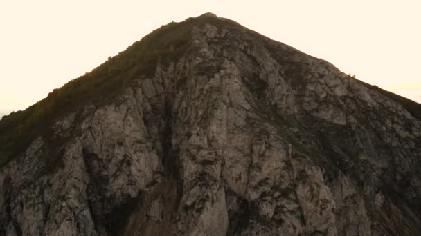 Kireç Taşı Shikhan Yuraktau Dan Oluşan Antik Deniz Resifinin Kalıntıları — Stok video