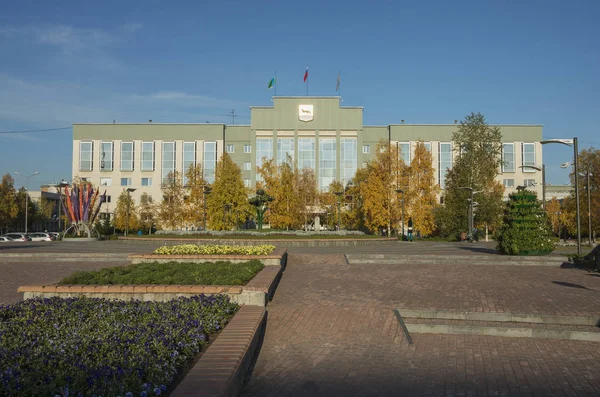 Surgut, City Council building.