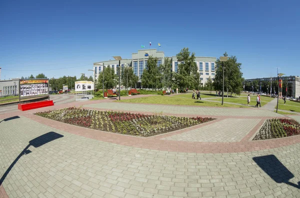 Surgut Edificio Del Ayuntamiento — Foto de Stock