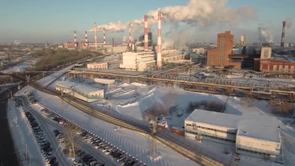 Compañía Bashkir Soda Contaminación Ambiental Por Planta Química Para Producción — Vídeo de stock