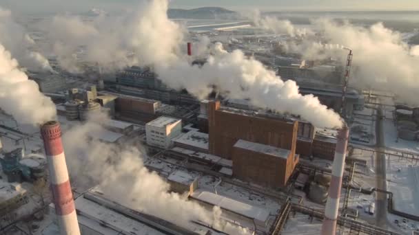 Compañía Bashkir Soda Contaminación Ambiental Por Planta Química Para Producción — Vídeo de stock