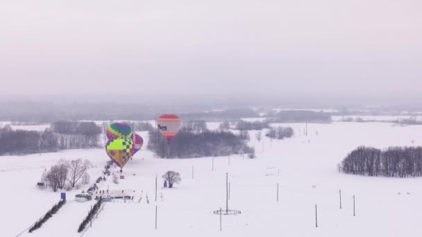 Ballongen Från Marken — Stockvideo