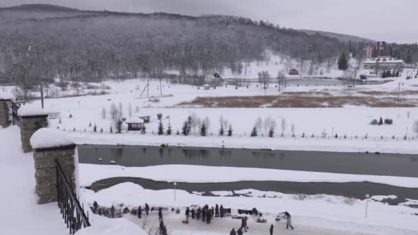 Resort Krasnousolsk Mineral Yayları Tanrı Nın Vaftiz Bayramı Tezahür Banyosu — Stok video