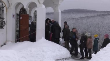 Resort Krasnousolsk. Mineral yayları. Tanrı 'nın vaftiz bayramı. Meryem Ana 'nın Tabyn Simgesi Tapınağı.