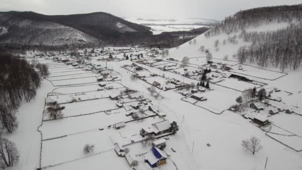 Güney Uralları Kışın Dağlarda Makarovo Nun Bashkir Köyü Hava Görünümü — Stok video