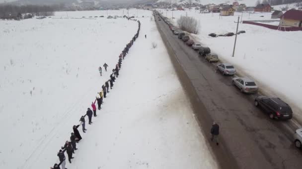 Movimiento Protesta Rusia Cadena Viviente Defensa Montaña Solitaria Kushtau Acción — Vídeo de stock