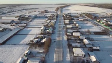 Volga bölgesi. Kışın Karabaşevo 'nun Bashkir köyü. Kırsal yaşam.
