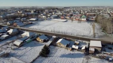 Volga bölgesi. Kışın Verkhneyarkeyevo 'nun Bashkir köyü. Kırsal yaşam.