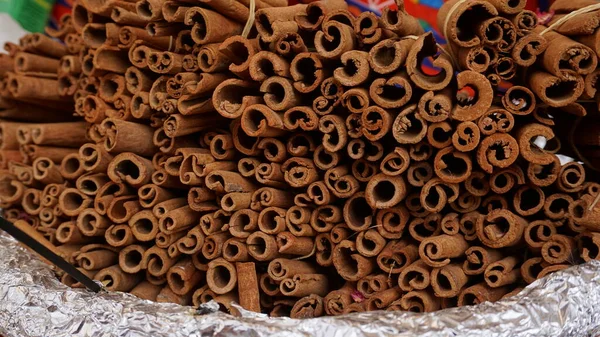 Cinnamon Sticks Many Kinds Tea Found One Many Stalls — Stock Photo, Image