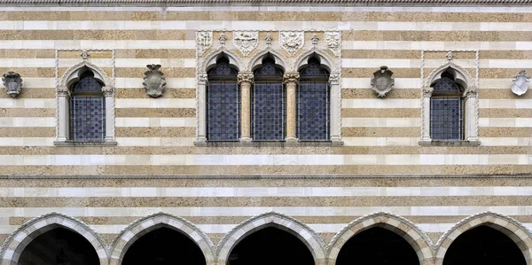 Loggia del Lionello - Edifício em estilo gótico veneziano — Fotografia de Stock