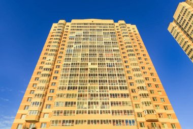St Petersburg yeni modern evler
