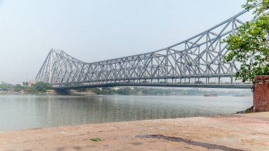 Ünlü Howrah Bridge, Tek Kişilik Şehir Kolkata ve Howrah bir manzara güneşli sabahı, Kalküta, Batı Bengal, Hindistan bağlanma