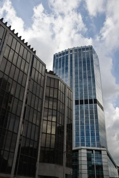Modern blue and grey office buildings in London banks district — Stock Photo, Image