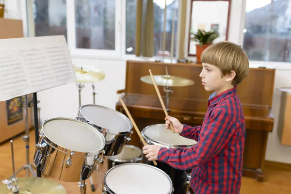 Kid Studying Drums — Stock Photo, Image