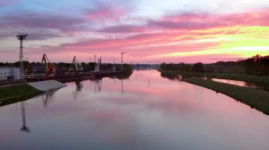 Wrocaw Oder Nehri günbatımı