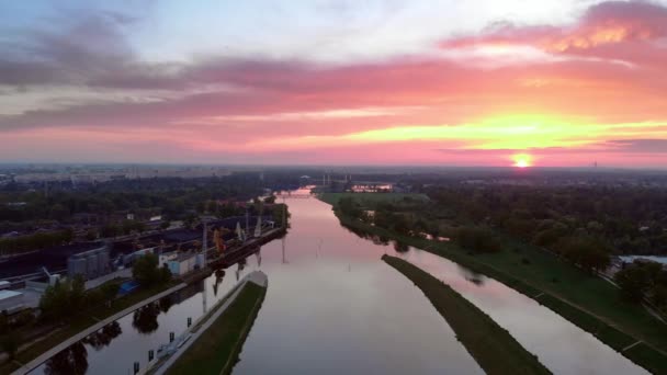 Wrocaw Oder Nehri Günbatımı — Stok video