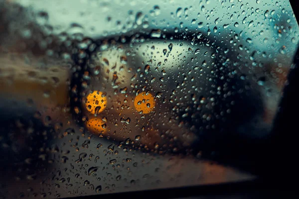 Gota Lluvia Borrosa Fondo Vidrio Del Coche Gotas Agua Lado — Foto de Stock