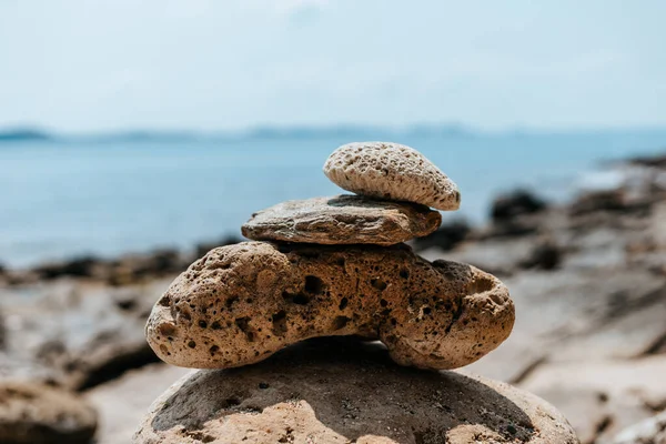 Pilha Pedra Praia — Fotografia de Stock