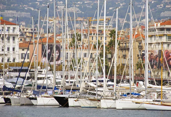 Cannes Limanı. Cannes bir şehirdir, Fransız Rivierası 30.09 2017. — Stok fotoğraf