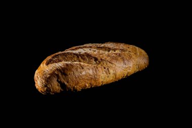 bir ekmek/siyah arka plan, izole