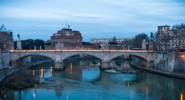 Castel Sant'Angelo'ya akşam ışığı, Roma