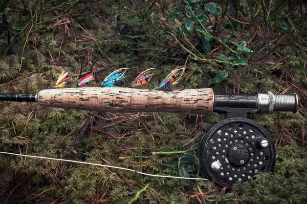 サーモンのフライ。人工フライで釣る. — ストック写真