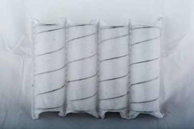 Independent mattress springs in spunbond