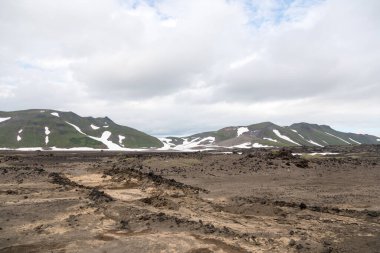 Gorely volkanı, Kamçatka yarımadası, Rusya çevresindeki lav alanları..
