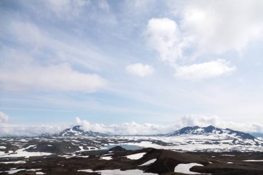 Kamçatka Yarımadası, Rusya. Gorely yanardağının yamaçlarından manzaralar.