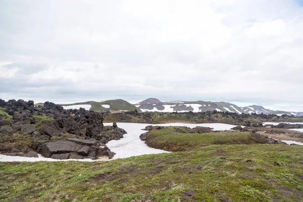 俄罗斯堪察加半岛Gorely火山周围的拉瓦油田 — 图库照片