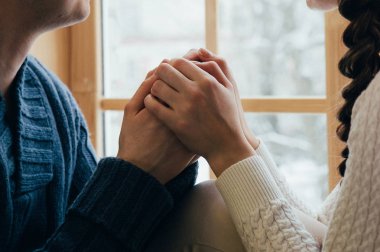 Eller birlikte çift