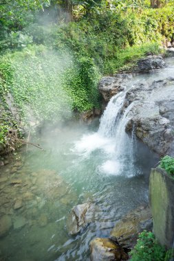Sıcak su akışı Beitou, Taipei, Tayvan