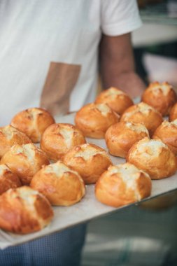 Börek ekmek taze pişmiş ekmek.