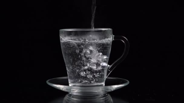 Glass Tea Cup Pour Boiling Water Lower Tea Bag Large — Stock Video