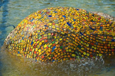 Doku arka plan. Şehir çeşme, Dita intere