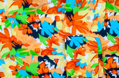 Kadın kazak. Kısa, genellikle belden yukarı, kadın giyim.